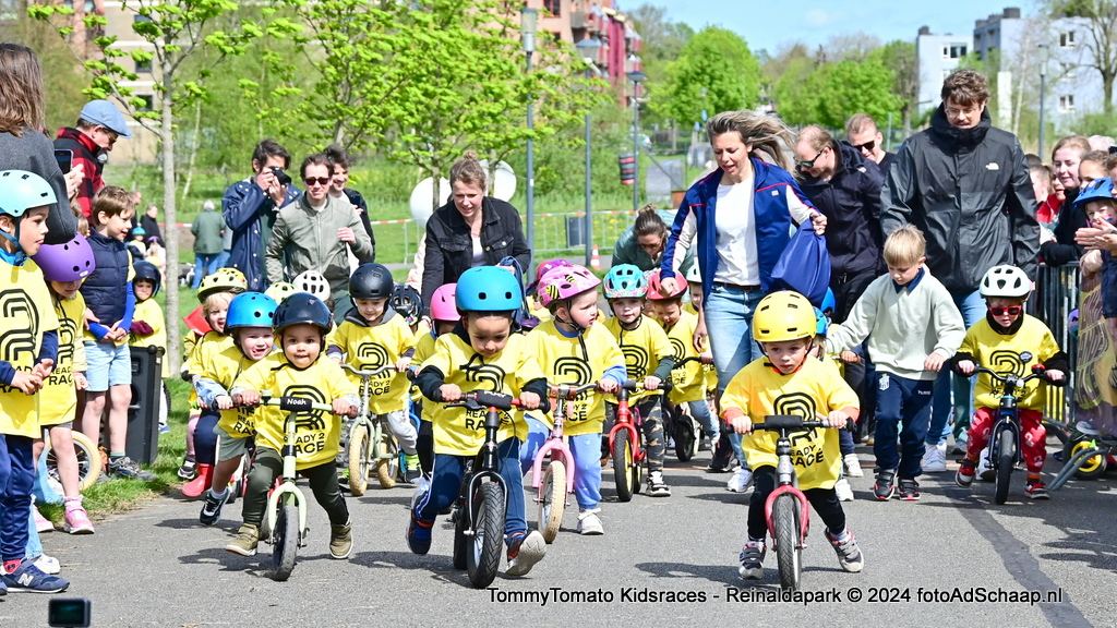 Eerste TommyTomato Kidsraces van de editie 2024 in het Reinaldapark