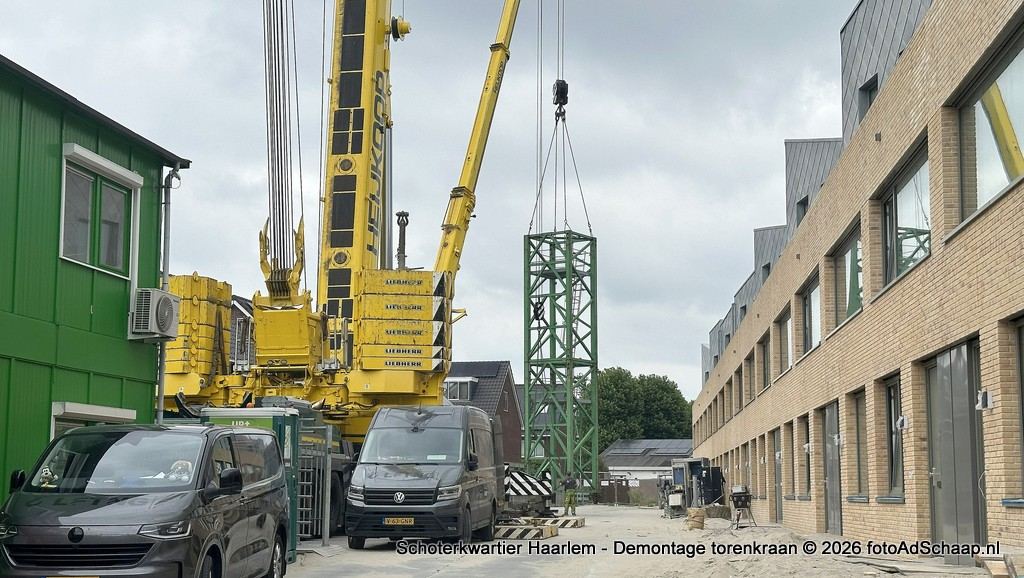 Nieuwbouw Schoterkwartier Spaarndamseweg Haarlem uit de steigernetten. Nieuwbouw Schoterkwartier Spaarndamseweg Haarlem uit de steigernetten.