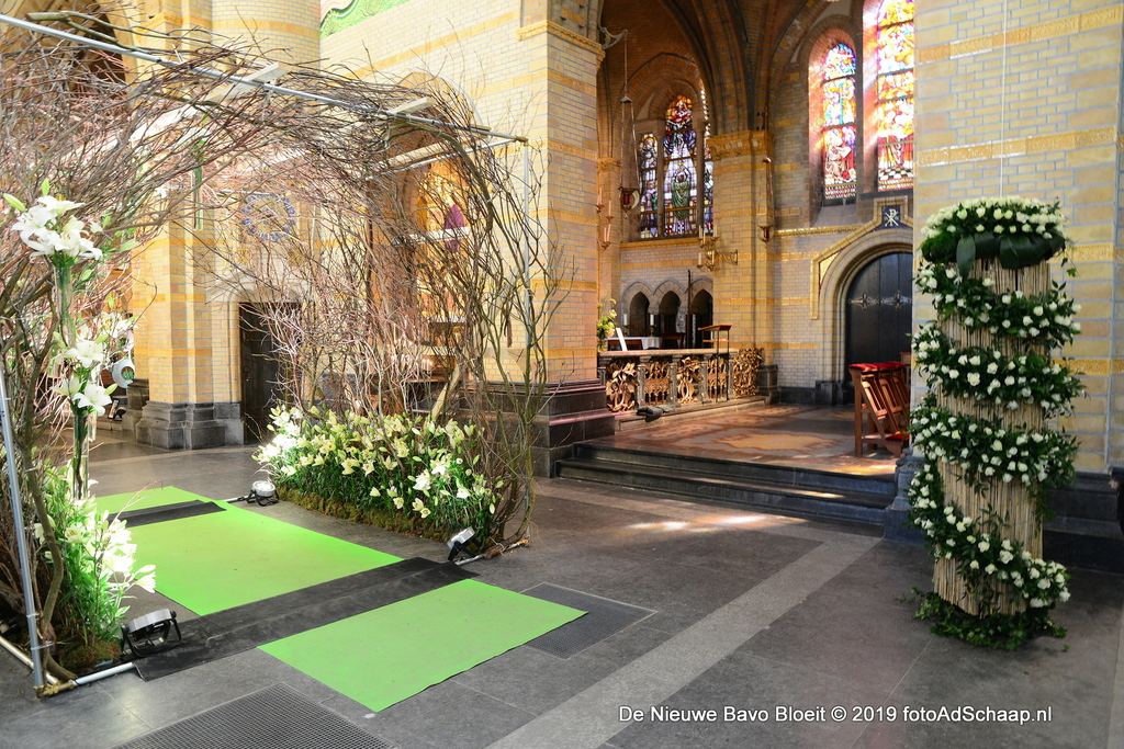 Kathedrale Basiliek Sint Bavo Haarlem 2019 - De Nieuwe Bavo Bloeit met Bloemsierkunst