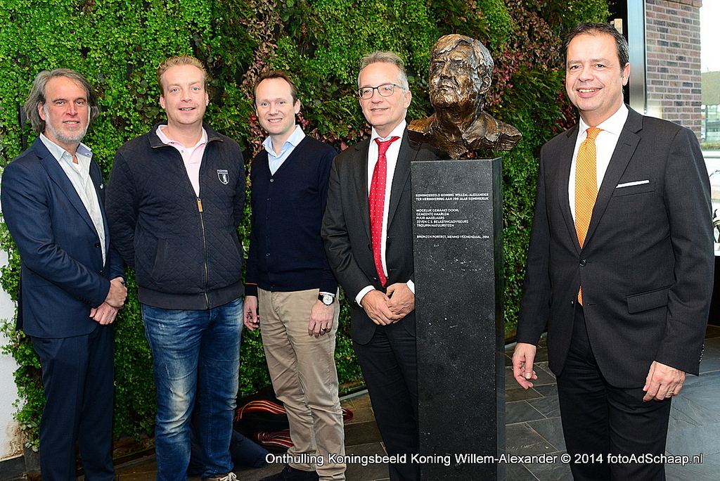 Onthulling bronzen portret Koning Willem-Alexander getiteld ‘Koningsbeeld’.