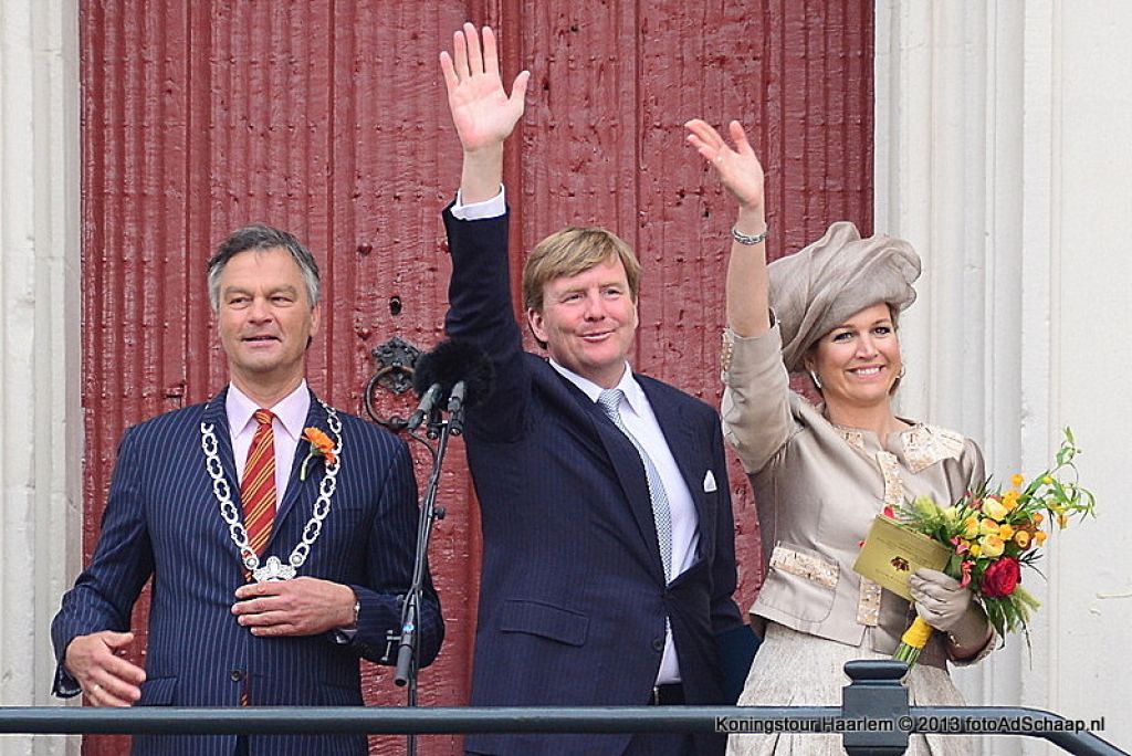 Koning Willem-Alexander en Koningin Máxima 2013 in Haarlem